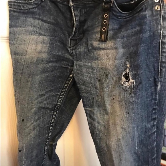 Distressed Dollhouse branded jeans - Picture 3 of 3